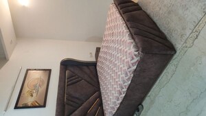 Staircase in 3 BHK Builder Floor at DLF City Phase IV, Dlf Phase iv – for Rent
