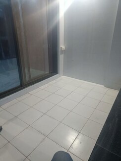 2 BHK Apartment For Rent in Maitri Icon