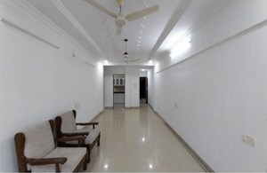 2 BHK Apartment For Rent in Juhu