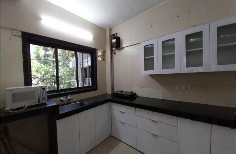 Kitchen, juhu 2 Bedroom 700 Sq.Ft. Apartment In Juhu Mumbai 10371582