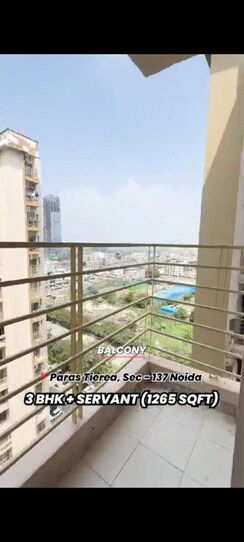 2.5 BHK + Servant Room Apartment For Sale in Paras Tierea