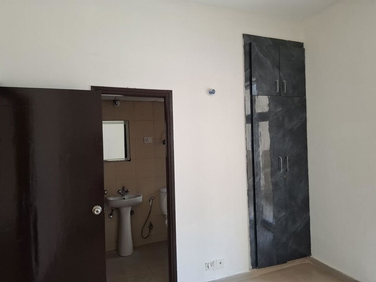 Room, mahagun-mywoods-iii 3 Bedroom 1520 Sq.Ft. Apartment In Sector 16c Greater Noida Greater Noida 10371601
