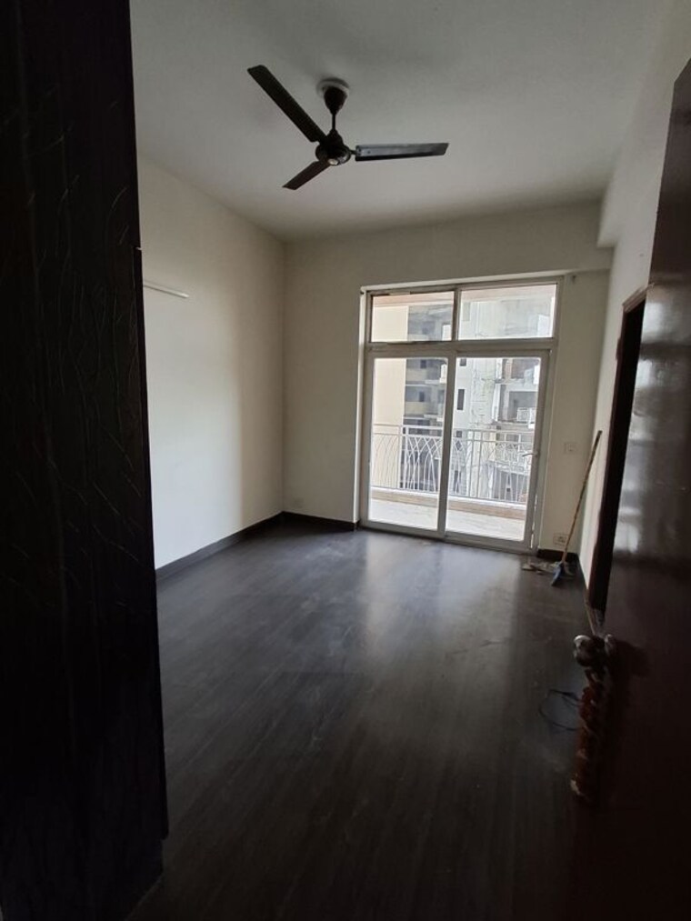 Room, mahagun-mywoods-iii 3 Bedroom 1520 Sq.Ft. Apartment In Sector 16c Greater Noida Greater Noida 10371601