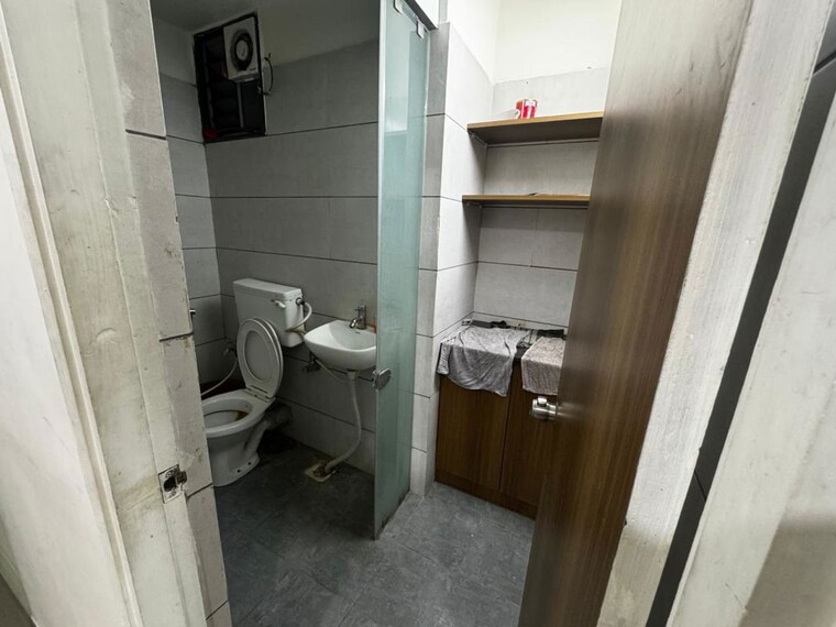 Bathroom, sola Commercial Office Space 545 Sq.Ft. In Sola Ahmedabad 10371630