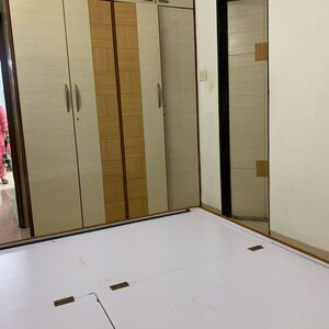 Room in 1 BHK Apartment at Aditya Apartment Borivali, Chikoowadi – for Rent
