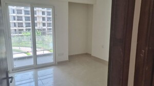 Room in 3 BHK Apartment at Samridhi Luxuriya Avenue, Sector 150 – for Rent