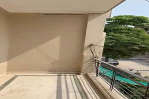 Staircase in 2 BHK Builder Floor at Sector 4 – for Rent