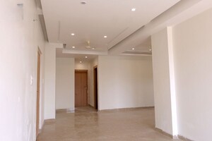 Building Lobby in 6+ BHK Independent House at Sunrakh Bangar – for Sale