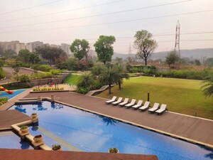 Swimming Pool in 1 BHK Apartment at Indiabulls Golf City, Khalapur – for Sale