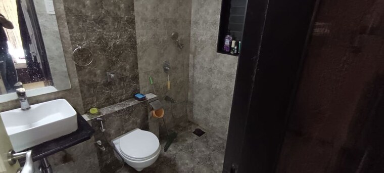 Bathroom, mayfair-hillcrest 2 Bedroom 660 Sq.Ft. Apartment In Powai Mumbai 10371651