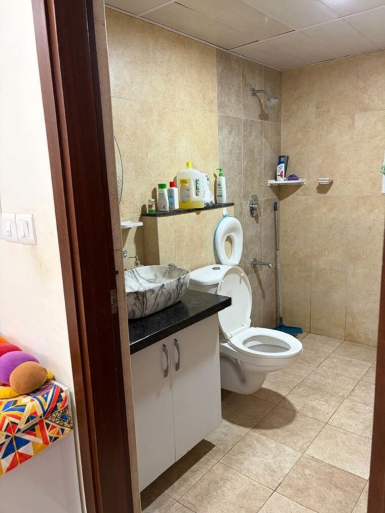 Bathroom, bellandur 3.5 Bedroom 1721 Sq.Ft. Apartment In Bellandur Bangalore 10371673