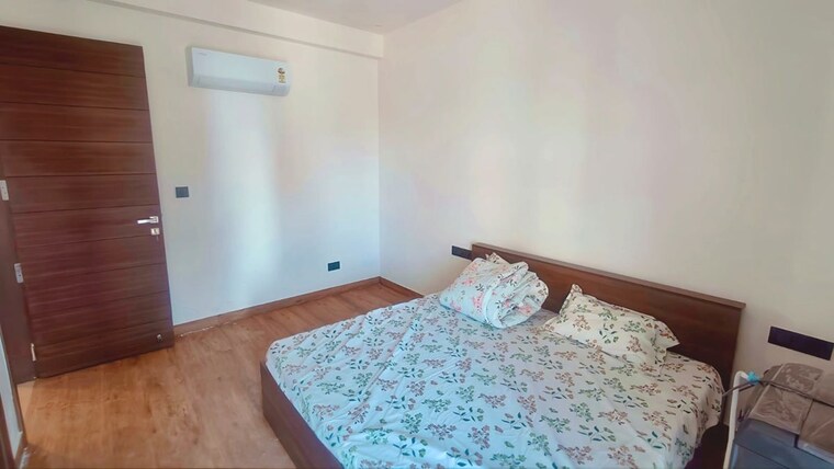 Bedroom, raj-one-good-earth 3 Bedroom 1620 Sq.Ft. Apartment In Sector 71 Gurgaon 10371653