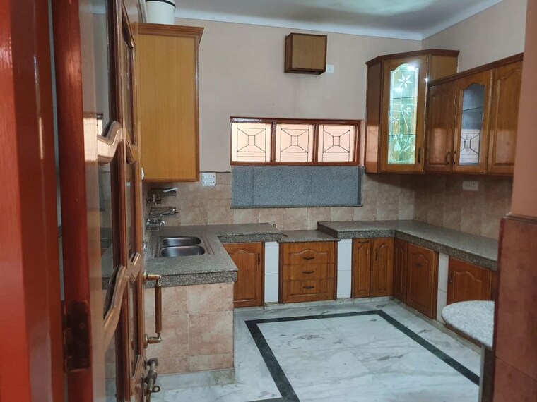Kitchen, sector 4 3 Bedroom 4500 Sq.Ft. Builder Floor In Sector 4 Gurgaon 10371671