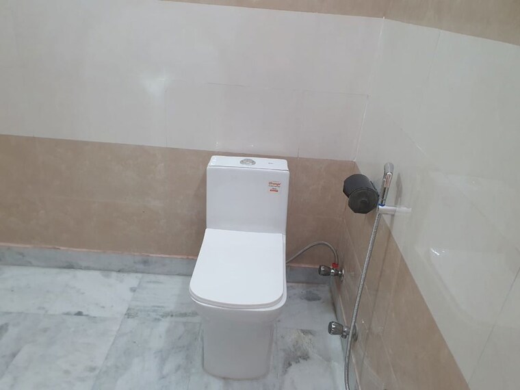 Bathroom, sector 4 3 Bedroom 4500 Sq.Ft. Builder Floor In Sector 4 Gurgaon 10371671