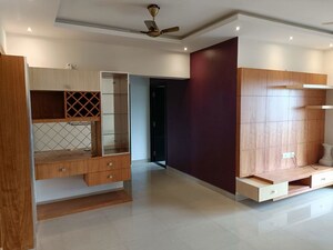 Room in 2 BHK Apartment at Vajram Elina, Thanisandra Main Road – for Rent