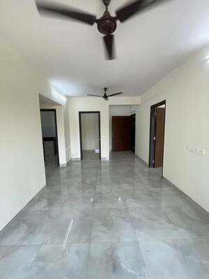 Room in 2 BHK Apartment at Spenta Palazzio, Sakinaka – for Rent