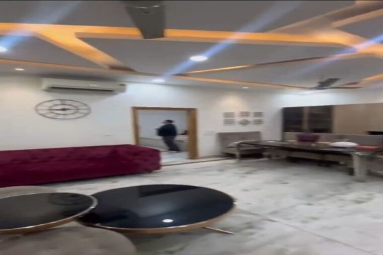  Parking, sector 9 2 Bedroom 2367 Sq.Ft. Builder Floor In Sector 9 Gurgaon 10371687