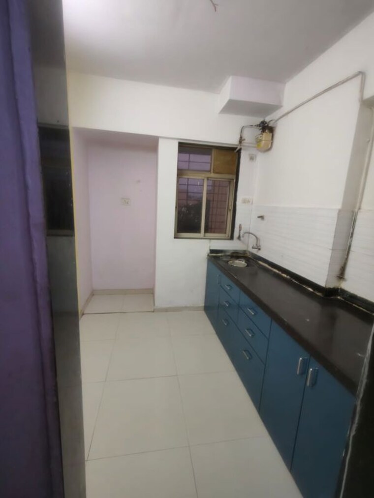 Kitchen, rosa-classique 1 RK 425 Sq.Ft. Apartment In Kasarvadavali Thane 10371692
