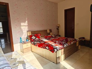 Bedroom in 3 BHK Builder Floor at Vipul World Floors, Sector 48 – for Rent