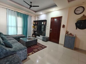 Living Room in 3 BHK Builder Floor at Vipul World Floors, Sector 48 – for Rent