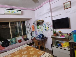 Furnished Amenities in 3 BHK Apartment at Shivneri Apartments, Kandivali West – for Sale