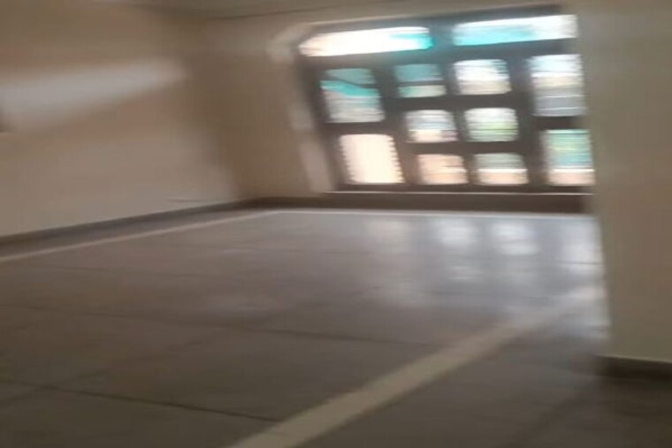  Parking, sector 7 2 Bedroom 1440 Sq.Ft. Builder Floor In Sector 7 Gurgaon 10371740