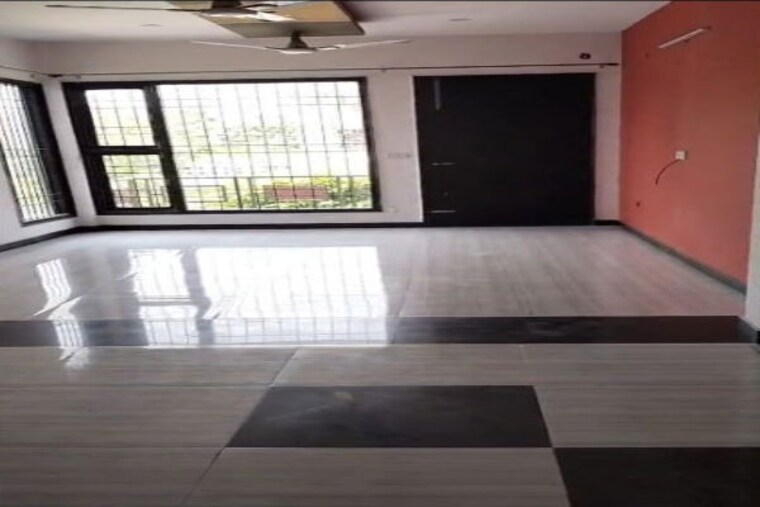Bedroom, sector 9 3 Bedroom 3078 Sq.Ft. Builder Floor In Sector 9 Gurgaon 10371791