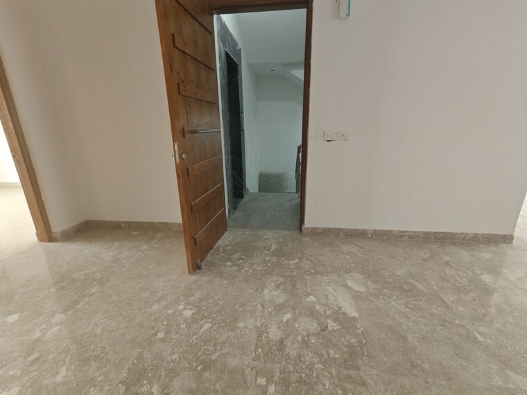 Room, ss-the-leaf 4 Bedroom 298 Sq.Yd. Apartment In Sector 85 Gurgaon 10371778