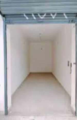 Room in  Shop at Esplanade – for Rent