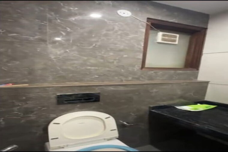 Bathroom, sector 4 3 Bedroom 2250 Sq.Ft. Builder Floor In Sector 4 Gurgaon 10371817