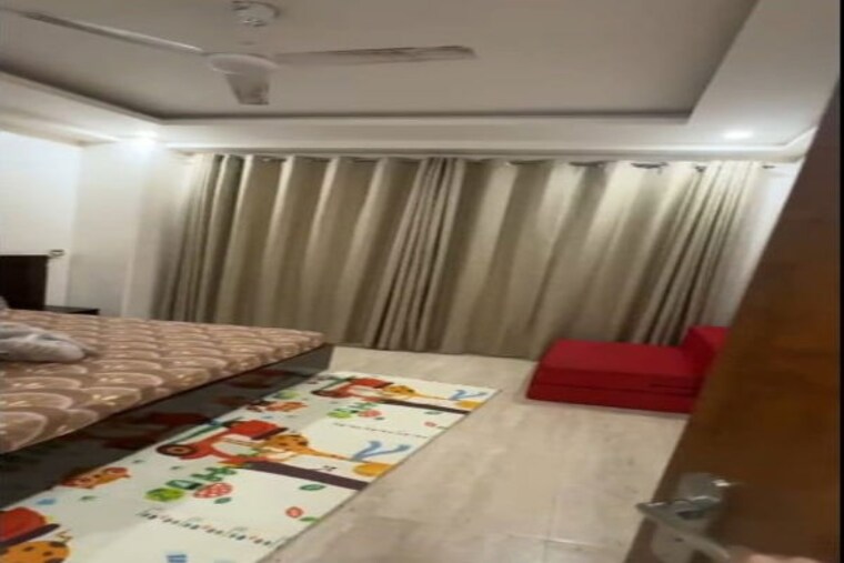 Bedroom, sector 4 3 Bedroom 2250 Sq.Ft. Builder Floor In Sector 4 Gurgaon 10371817