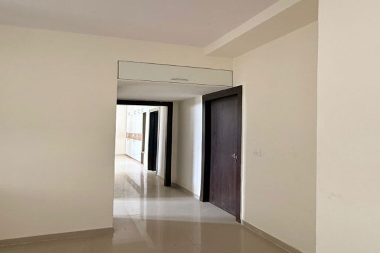 Room, pareena-om-apartments 2 Bedroom 571 Sq.Ft. Apartment In Sector 112 Gurgaon 10371827
