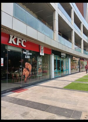  Shop For Rent in Dlf Phase I