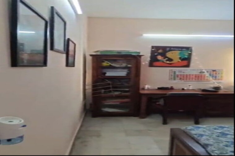  Parking, sector 7 3 Bedroom 2700 Sq.Ft. Builder Floor In Sector 7 Gurgaon 10371859