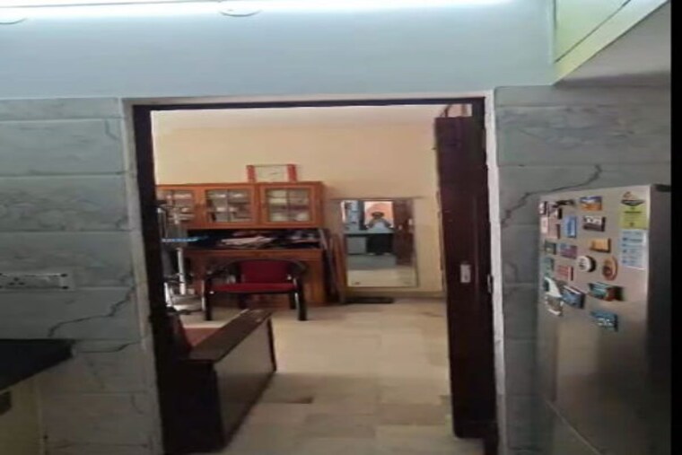  Parking, sector 7 3 Bedroom 2700 Sq.Ft. Builder Floor In Sector 7 Gurgaon 10371859