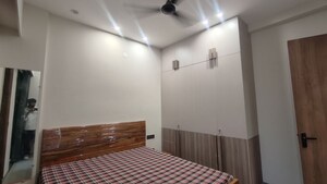 Bedroom in 3 BHK Builder Floor at Dlf Phase V – for Rent