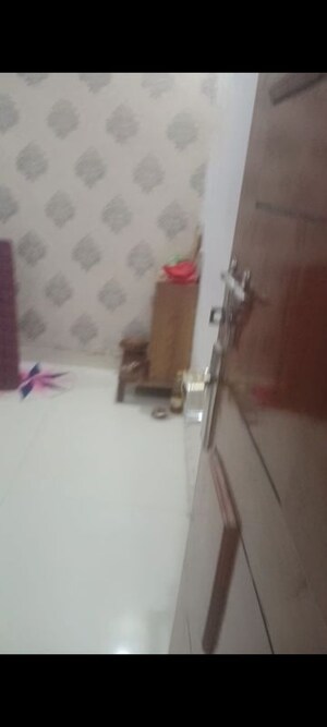 Furnished Amenities in 3 BHK Builder Floor at Kakrola – for Sale