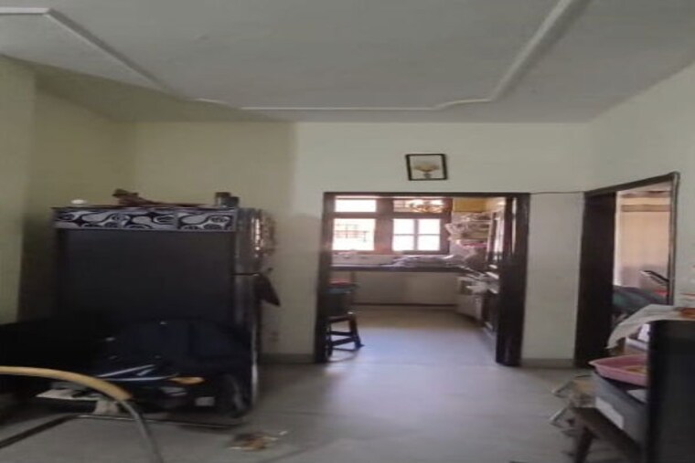  Parking, sector 7 3 Bedroom 2700 Sq.Ft. Builder Floor In Sector 7 Gurgaon 10371867