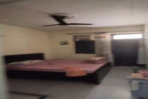 Living Room in 3 BHK Builder Floor at Sector 7 – for Rent