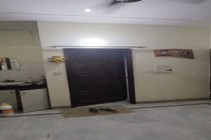 Team Area in 3 BHK Builder Floor at Sector 7 – for Rent