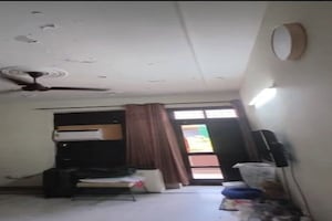 Furnished Amenities in 3 BHK Builder Floor at Sector 7 – for Rent
