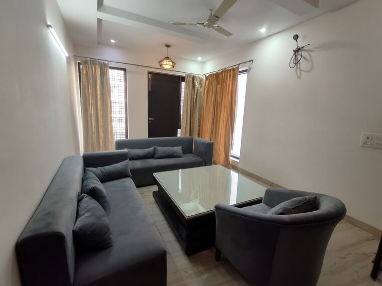 Living Room, sector 27 3 Bedroom 2350 Sq.Ft. Builder Floor In Sector 27 Gurgaon 10371875