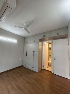 3.5 BHK + Basement Apartment For Rent in Signature Global City 63A