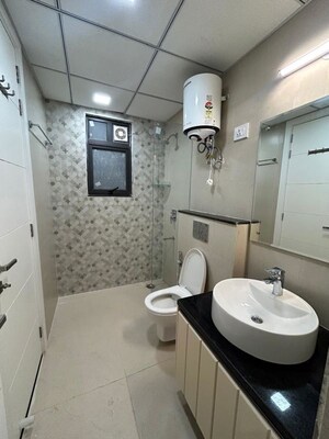 Bathroom in 3.5 BHK Apartment at Signature Global City 63A, Sector 63a – for Rent