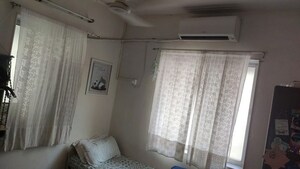 Bathroom in 1 BHK Apartment at Khar West – for Rent
