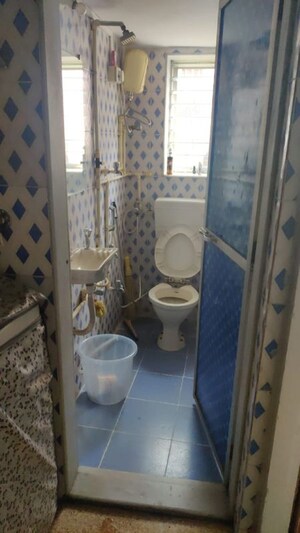 Bathroom in 1 BHK Apartment at Khar West – for Rent