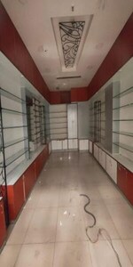 325 Sq.Ft. Showroom in Park Street