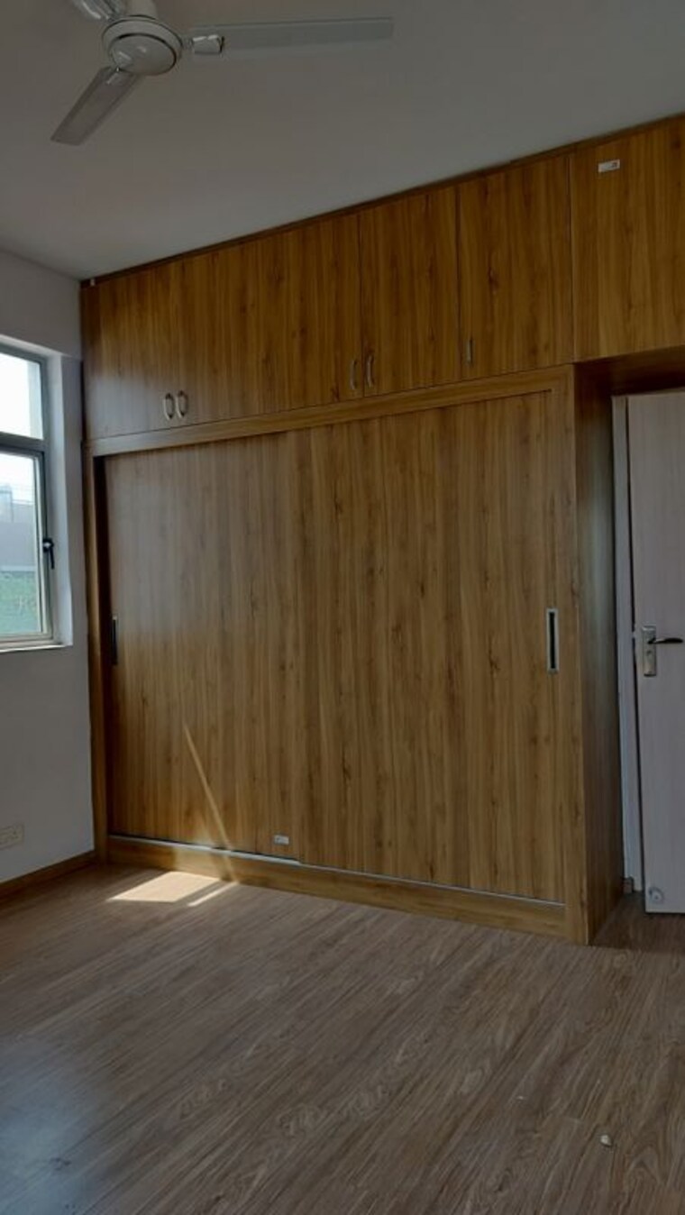 Room, vatika-xpressions 2.5 Bedroom 240 Sq.Yd. Builder Floor In Sector 88b Gurgaon 10371864