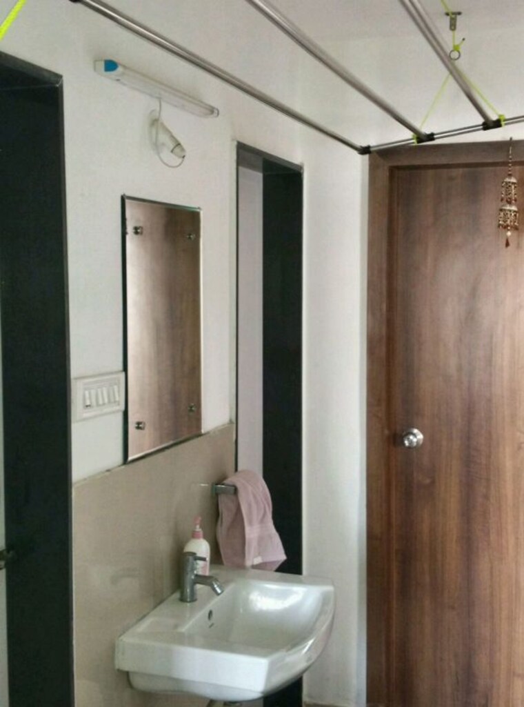 Bathroom, suyog-nisarg 1 Bedroom 500 Sq.Ft. Apartment In Wagholi Pune 10371901