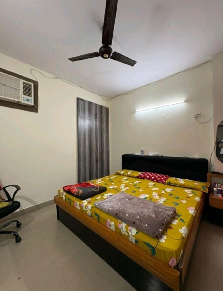 Bedroom, nimbus-express-park-view 2 Bedroom 1000 Sq.Ft. Apartment In Chi V Greater Noida Greater Noida 10371897